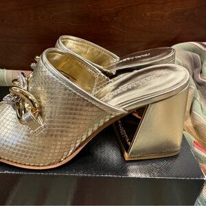 Karl Lagerfeld Paris Shayla Sz 7 VGUC, Champagne Color